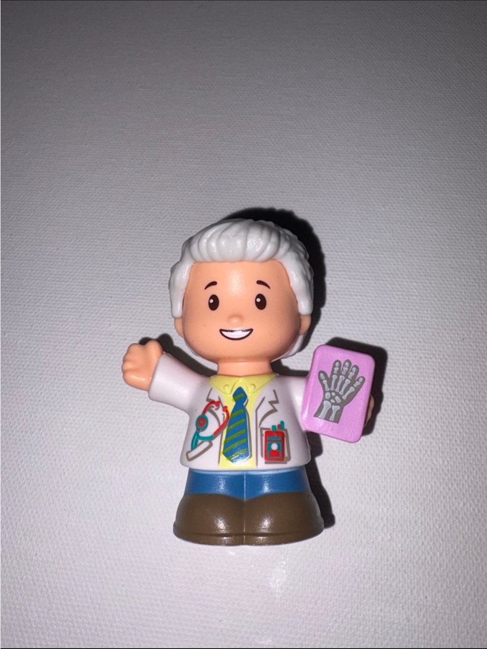 Fisher Price Little People Doctor Nathan Replacement Figurine xray